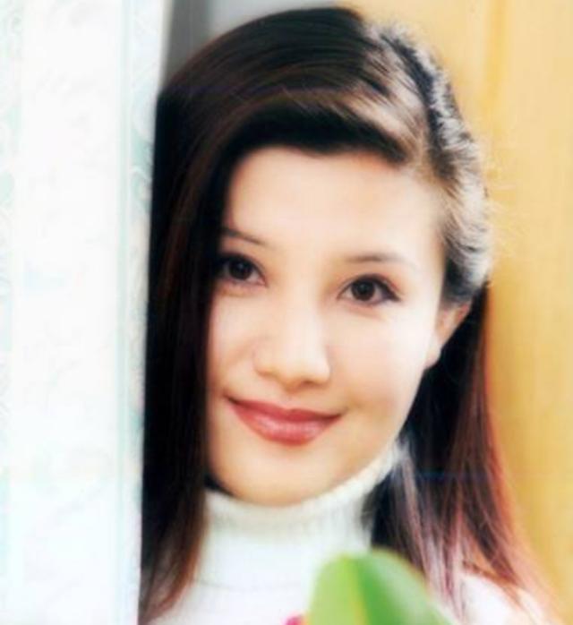 他是国家一级演员，春晚彩排时得知儿子去世消息，成为他一生的痛