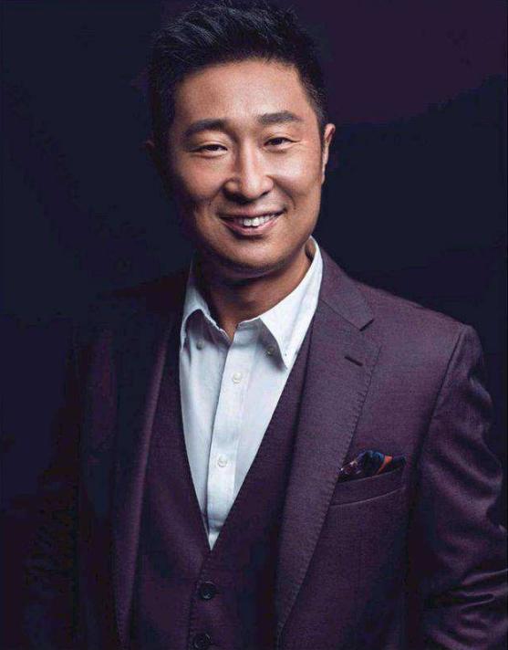 他是国家一级演员，春晚彩排时得知儿子去世消息，成为他一生的痛