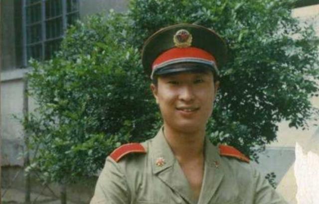 他是国家一级演员，春晚彩排时得知儿子去世消息，成为他一生的痛